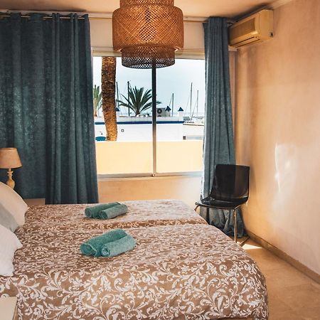 Appartement Palmeras Puerto Paraiso エステポナ エクステリア 写真