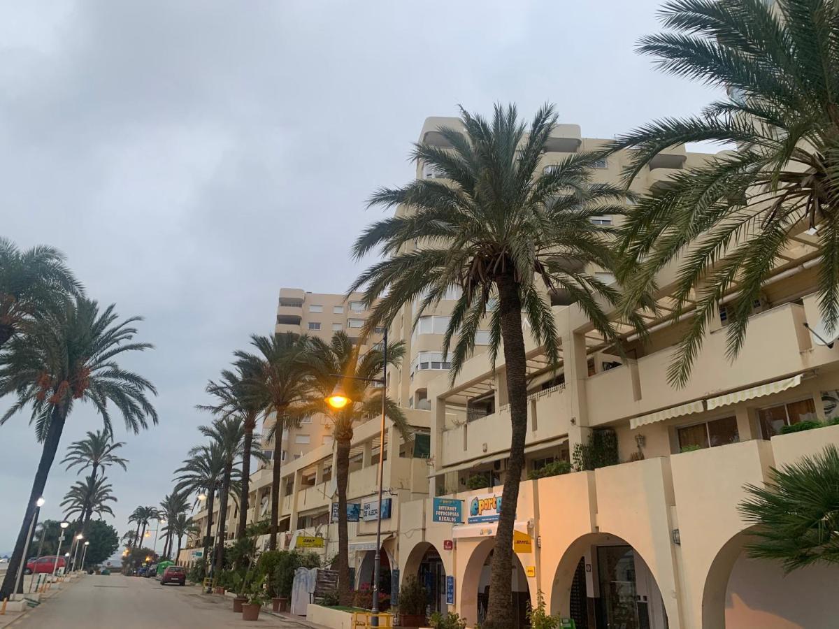 Appartement Palmeras Puerto Paraiso エステポナ エクステリア 写真